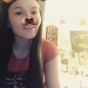 Meet your Posher, Desiree